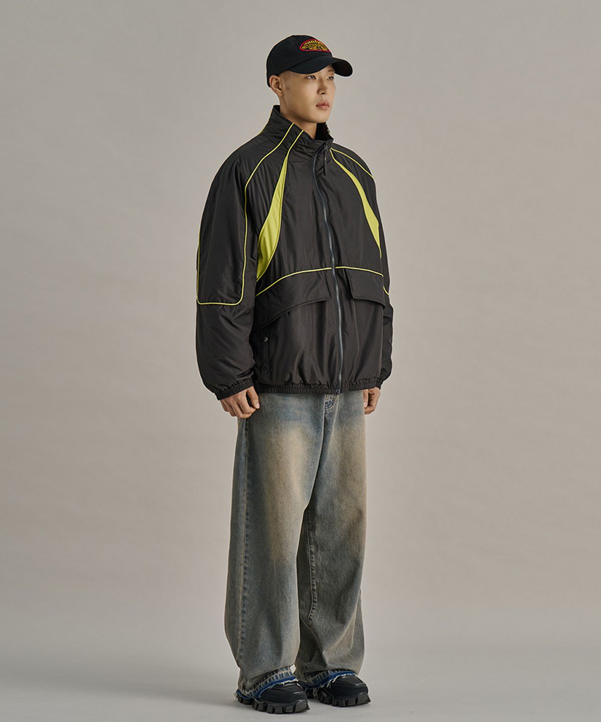 논타입(NONTYPE) DIAGONAL PANELED PIPING JUMPER (BLACK)
