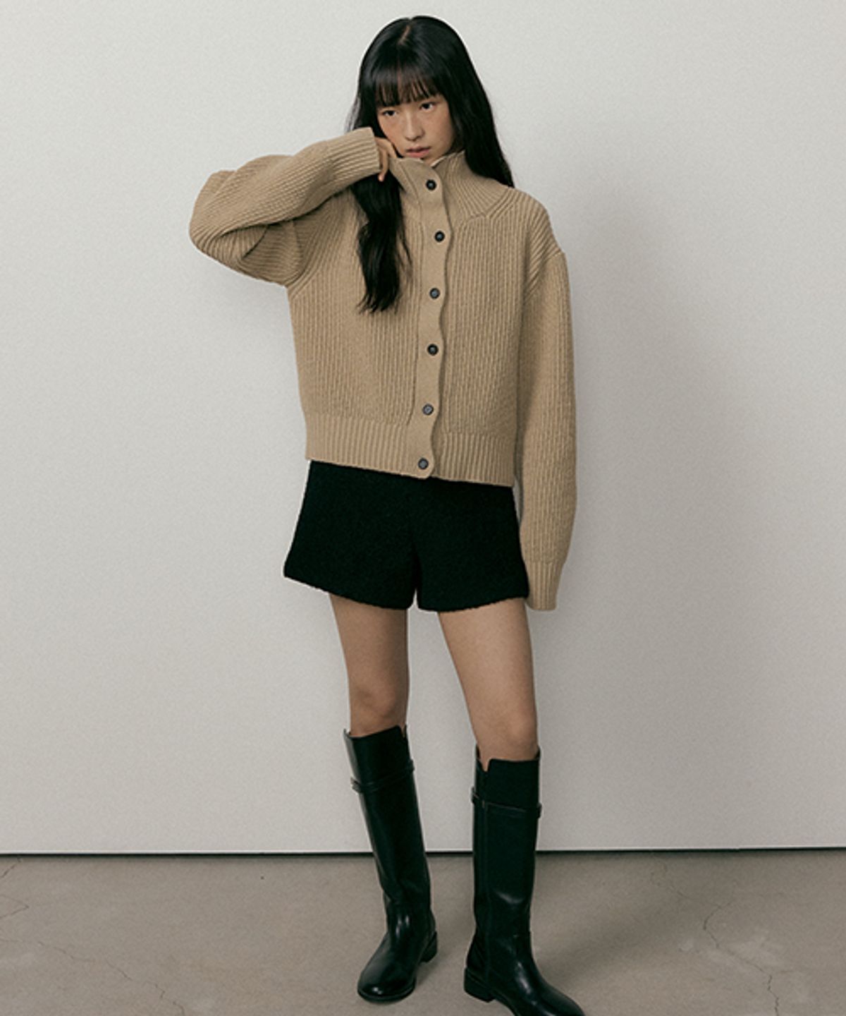 링서울(LINGSEOUL) wool high-neck knit cardigan-beige