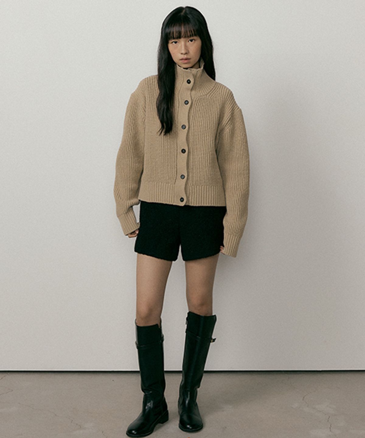 링서울(LINGSEOUL) wool high-neck knit cardigan-beige