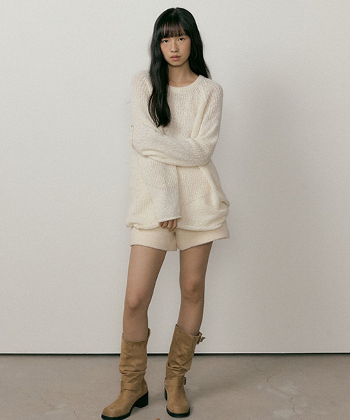 링서울(LINGSEOUL) boucle embossing knit sweater-cream