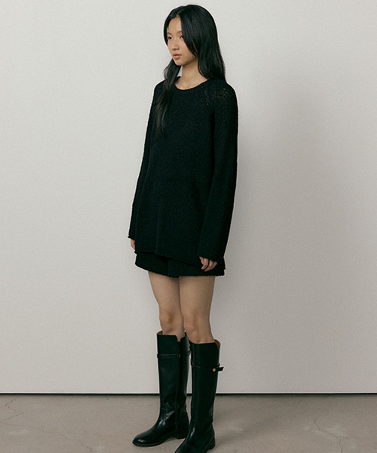 링서울(LINGSEOUL) boucle embossing knit sweater-black
