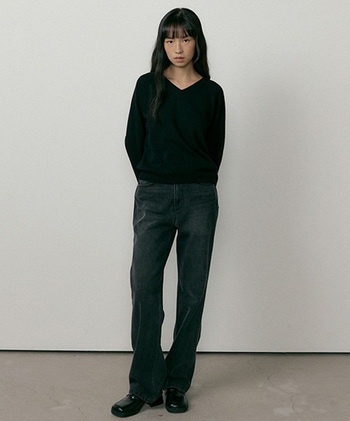 링서울(LINGSEOUL) black on black washing denim pants