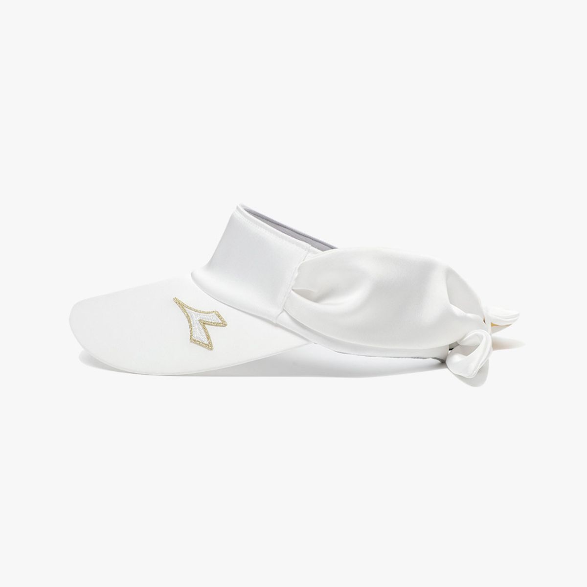 디아도라(diadora) 크로스코트 리본 바이저 OFF WHITE
