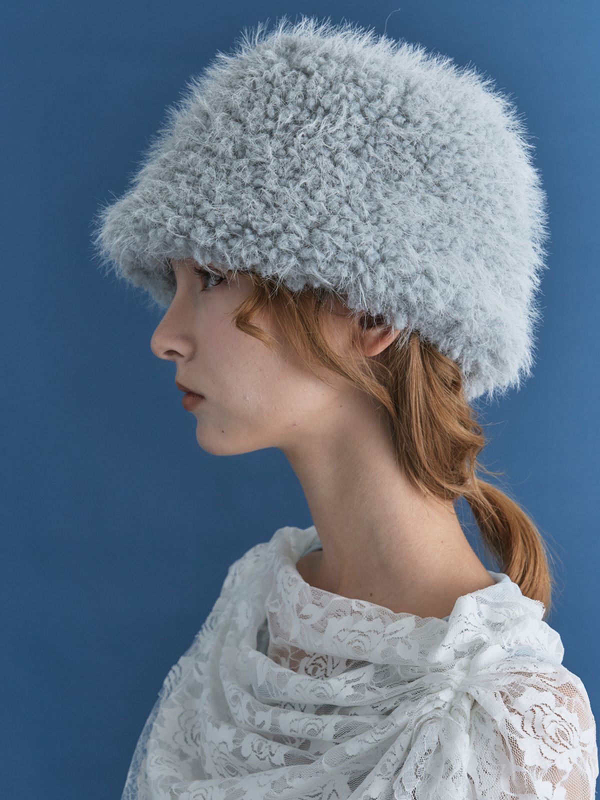 포에지담(POESIEDAME) MEATEL HAT IN BLUE WING