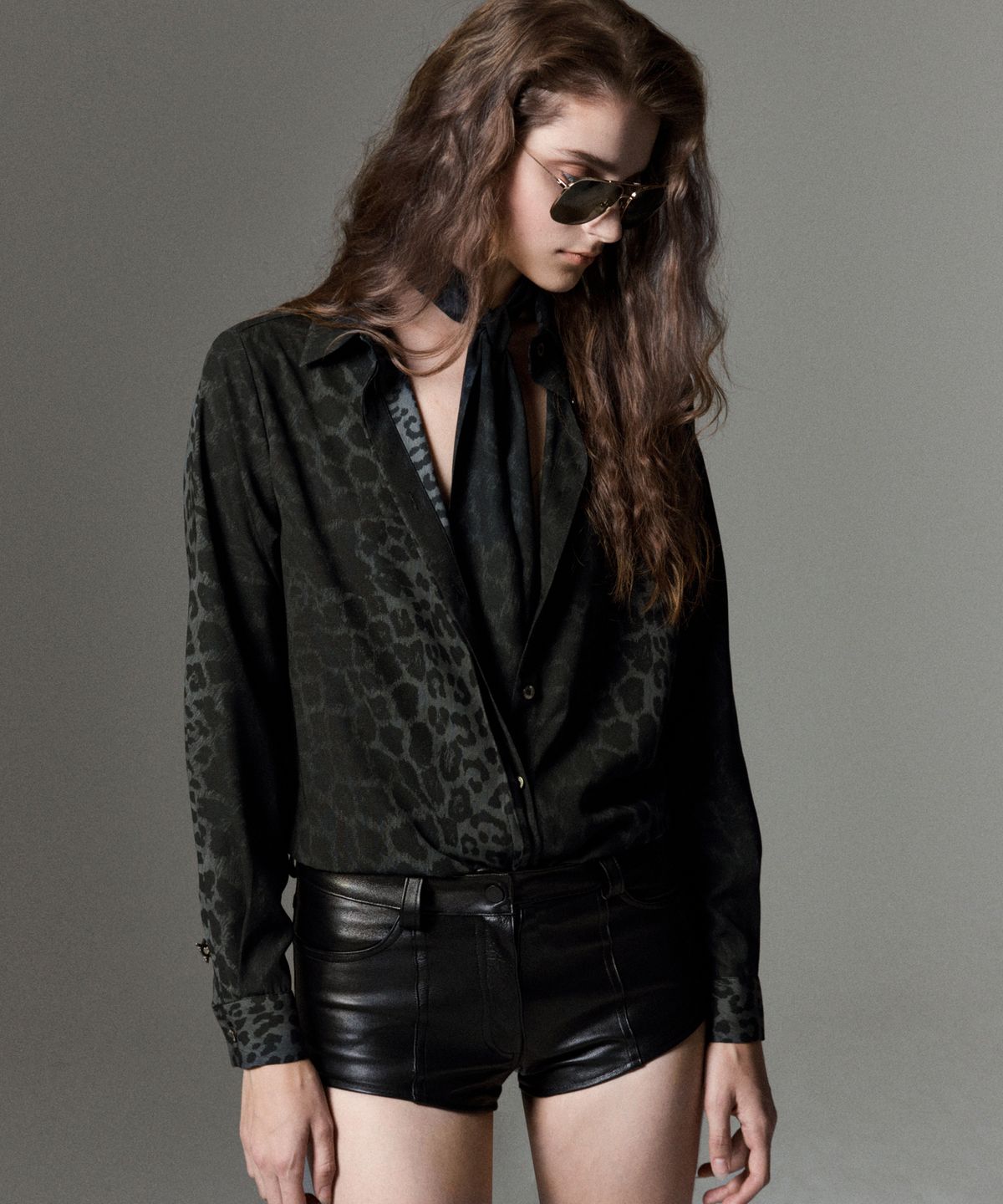 언티지(UNTAGE) 레오파드 프린트 셔츠[Black(UNISEX)]_UTS-FS23