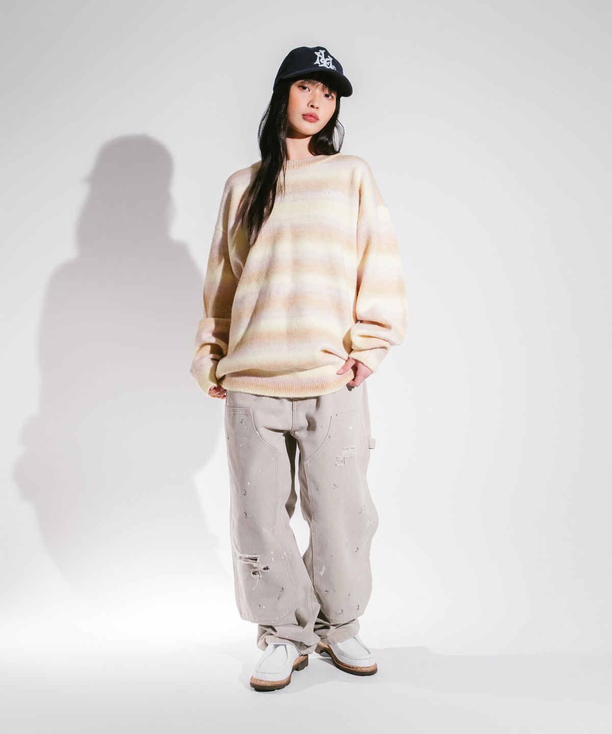 엘엠씨(LMC) OVAL OMBRE BRUSHED KNIT SWEATER beige