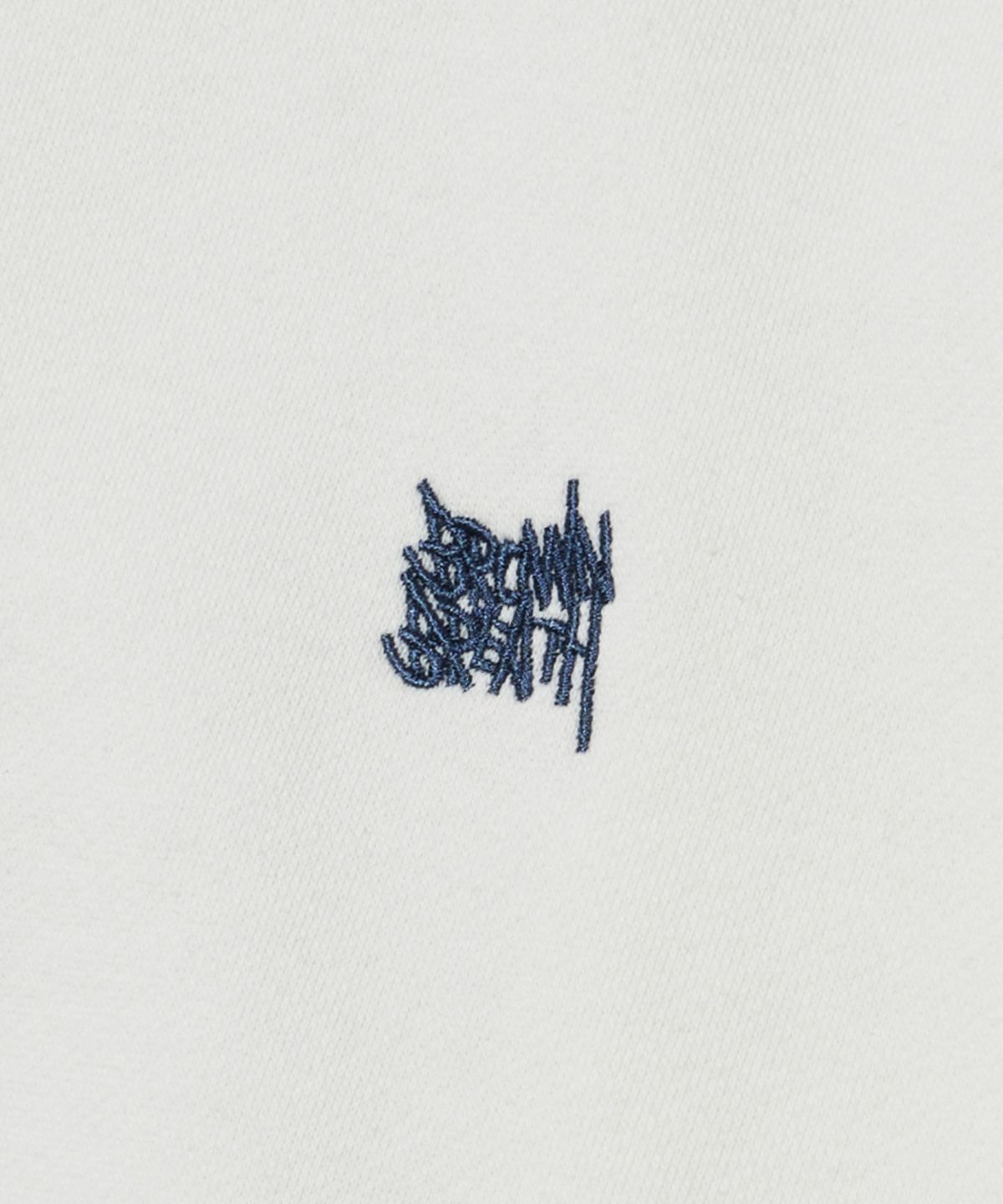 브라운브레스(BROWNBREATH) PAISLEY TAG HOODIE - WHITE