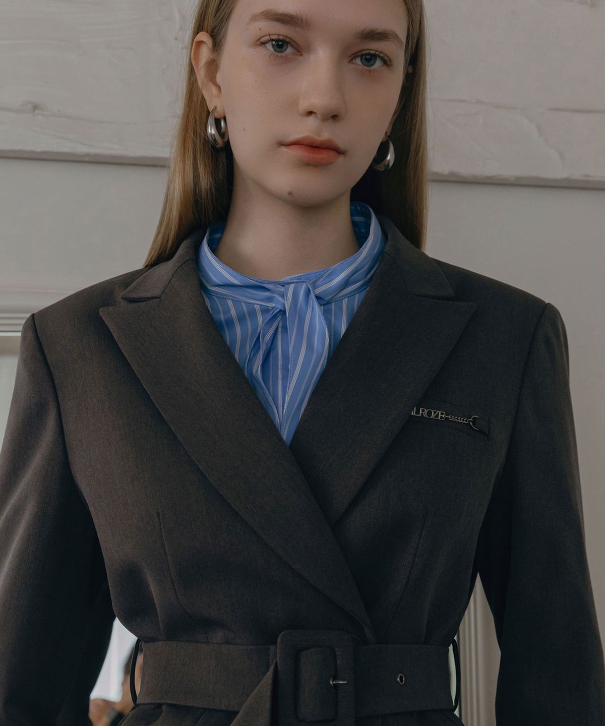 일로제(ILROZE) 럭스 벨트 블레이저 (그레이)