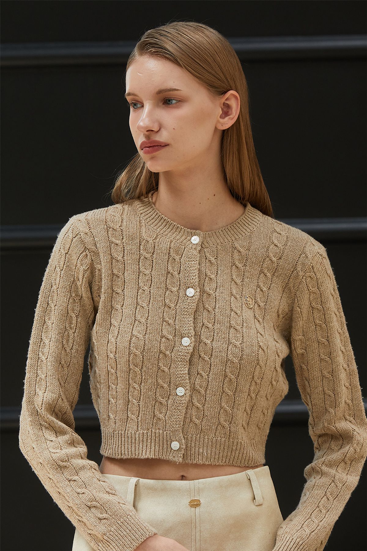 아노에틱(ANOETIC) ANC GOLD CABLE CARDIGAN_BEIGE