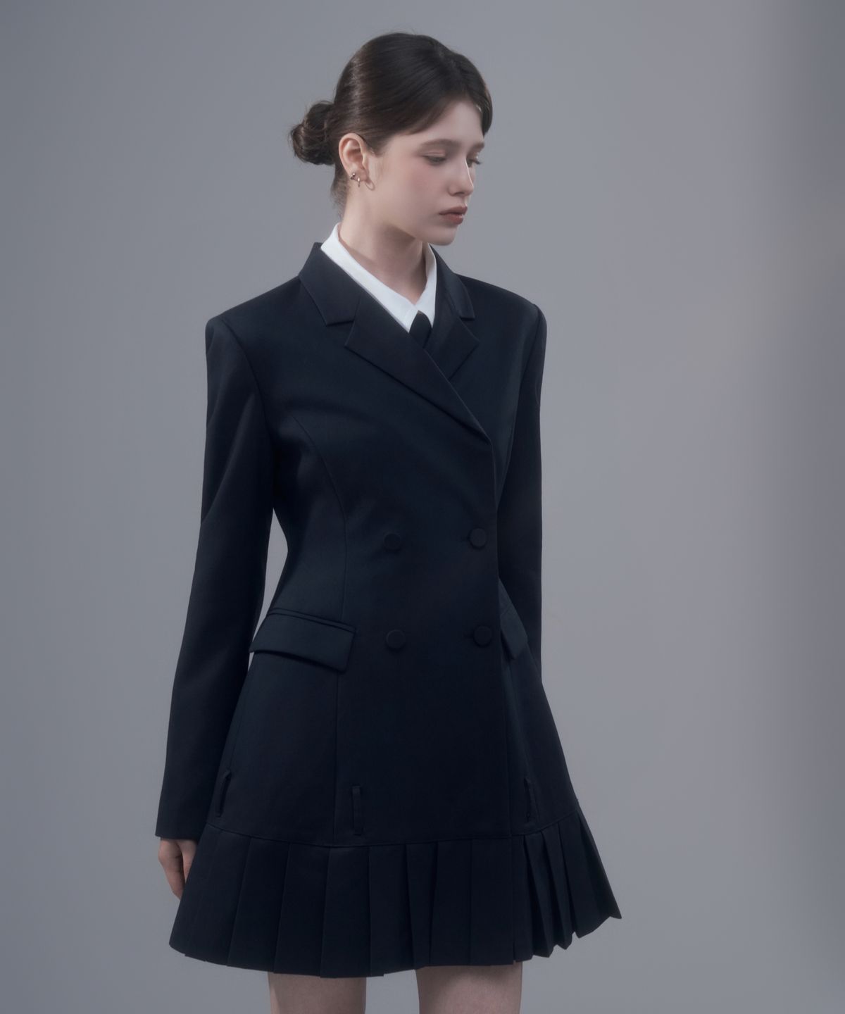 마우솔레움(MAU SOLEUM) Jenn Pleated Suit Jacket Dress - Navy