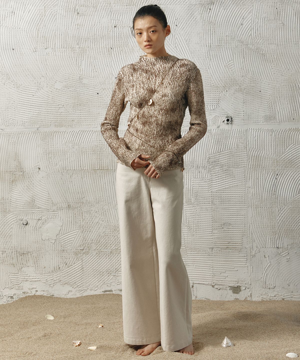 엔오르(EN OR) BIZO DETAIL FLARE PANTS - CREAM