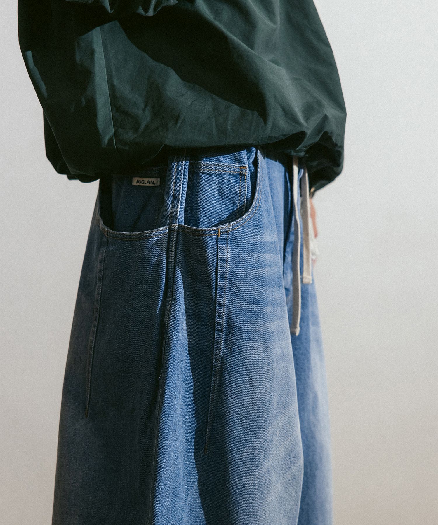 【ANGLAN】24FW★ [AG] Pit Pocket Dart Denim Balloon Pants MUSINSA | ANGLAN Pit Pocket Dart Denim Balloon Pants - Denim