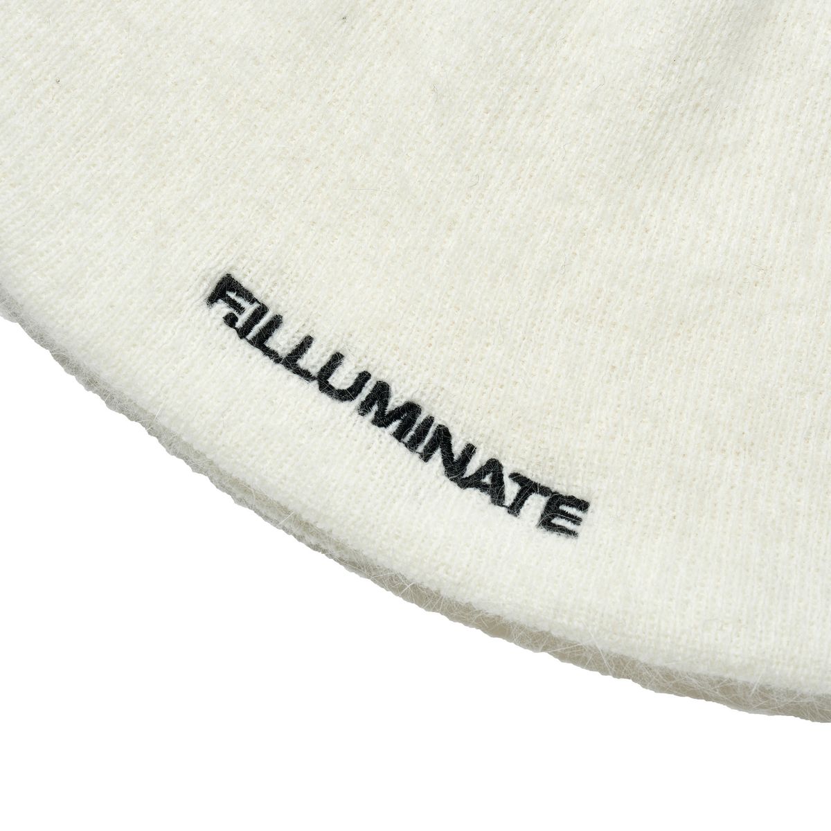 필루미네이트(FILLUMINATE) 헤어리 로고 비니-아이보리