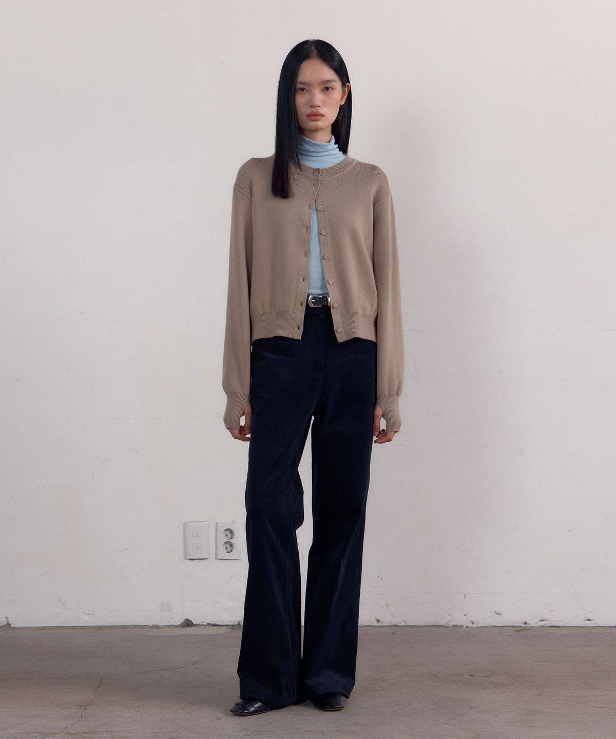 38컴온커먼(38COMEONCOMMON) Crew Neck Cardigan (Ash Brown)