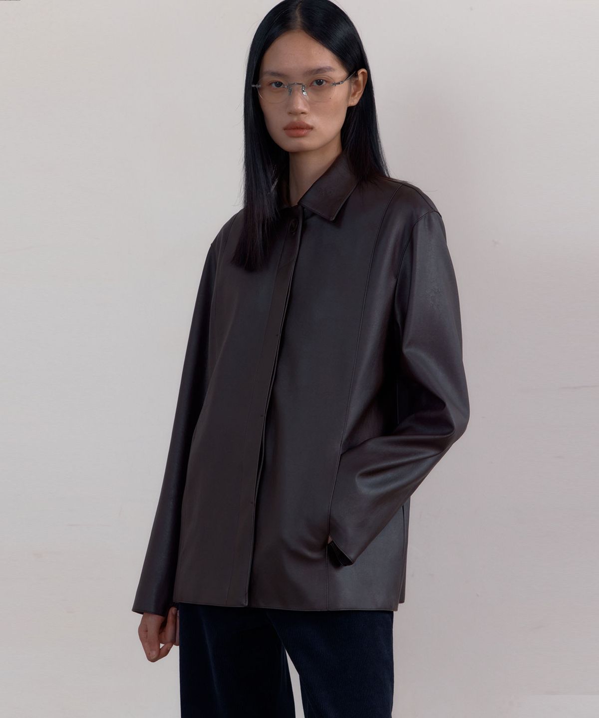 38컴온커먼(38COMEONCOMMON) Minimal Stitch Faux Leather Jacket (Deep Brown)