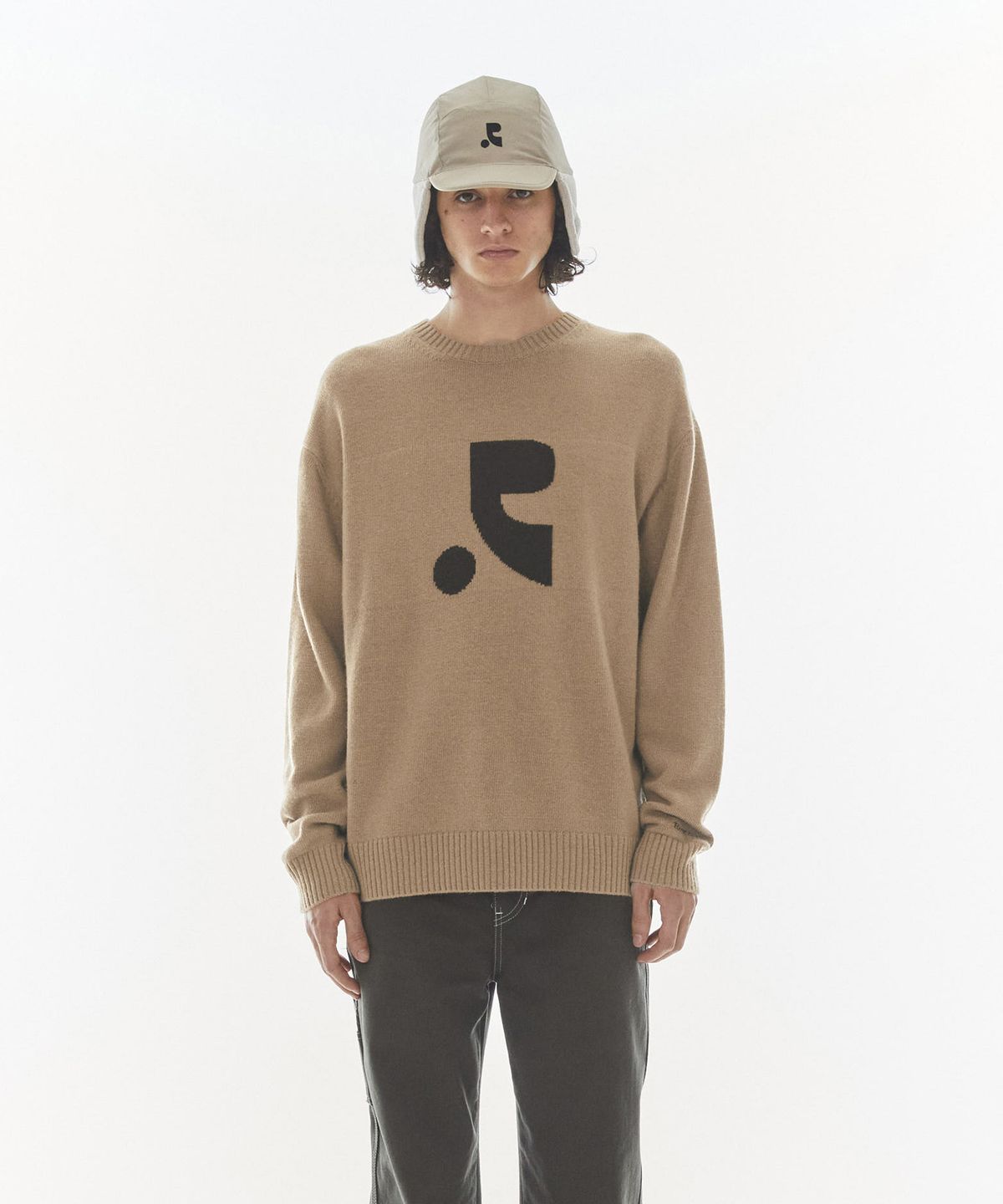 레스트앤레크레이션(REST&RECREATION) REVERSIBLE TRAPPER HAT - BEIGE