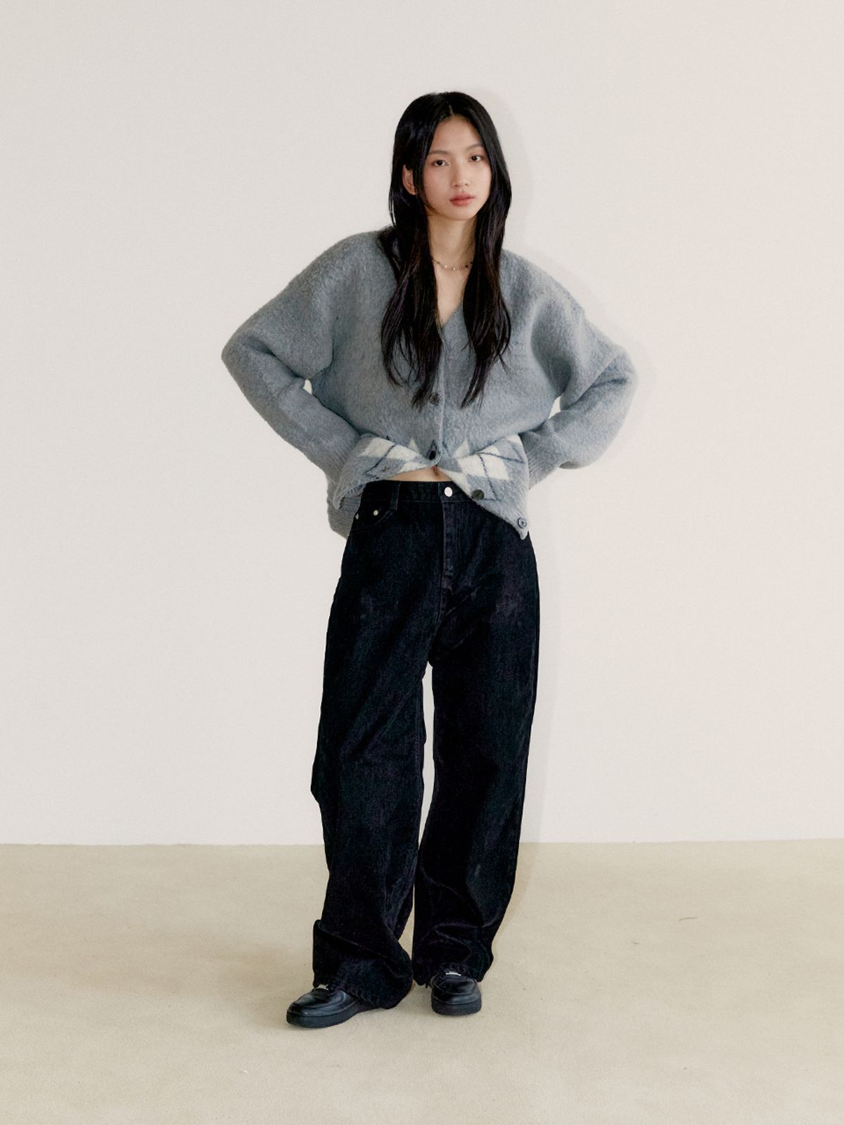오피쉬(OAFISH) 와이드 벨벳 데님 팬츠, 블랙