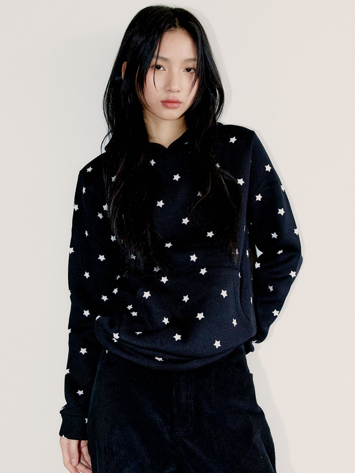 오피쉬(OAFISH) MINI STAR HOODIE, BLACK