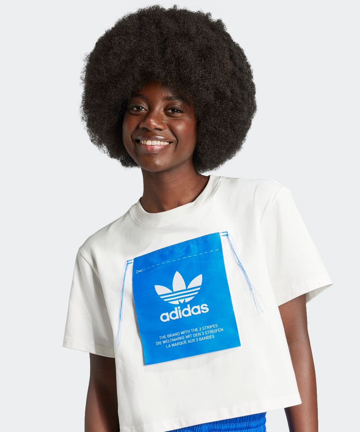 아디다스(ADIDAS) (x크세니아) 라벨 티 - 화이트 / IW5662