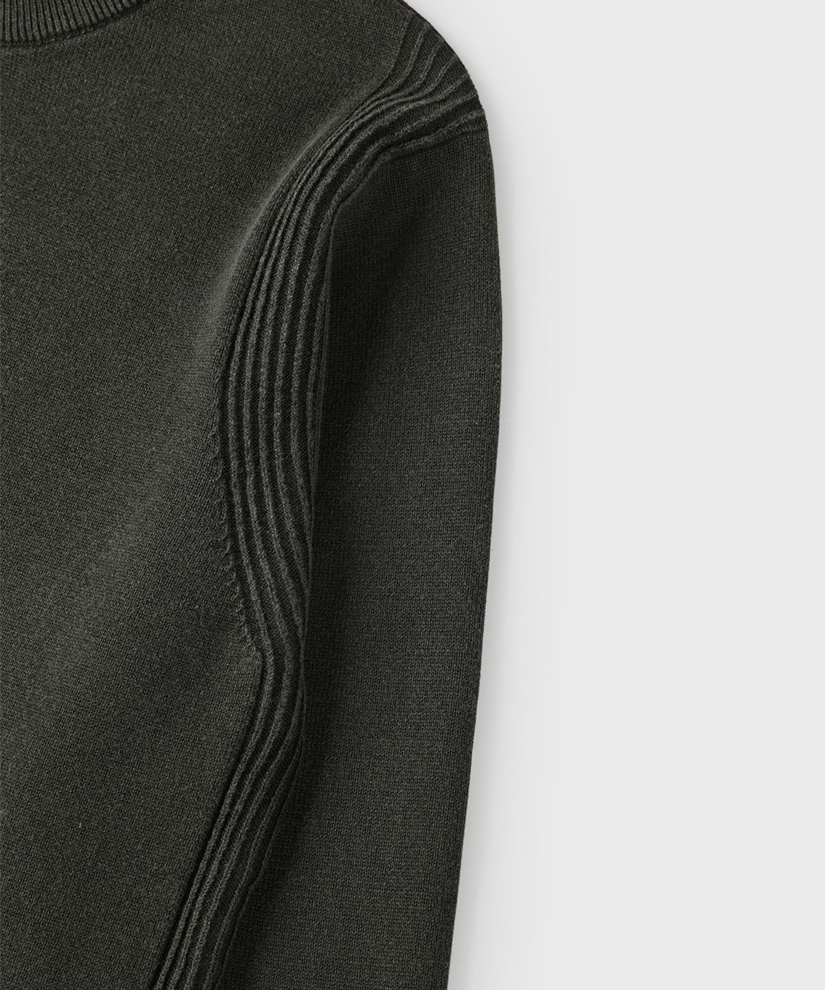 빠니깔레(PANICALE) 카키 골지 크루넥 니트