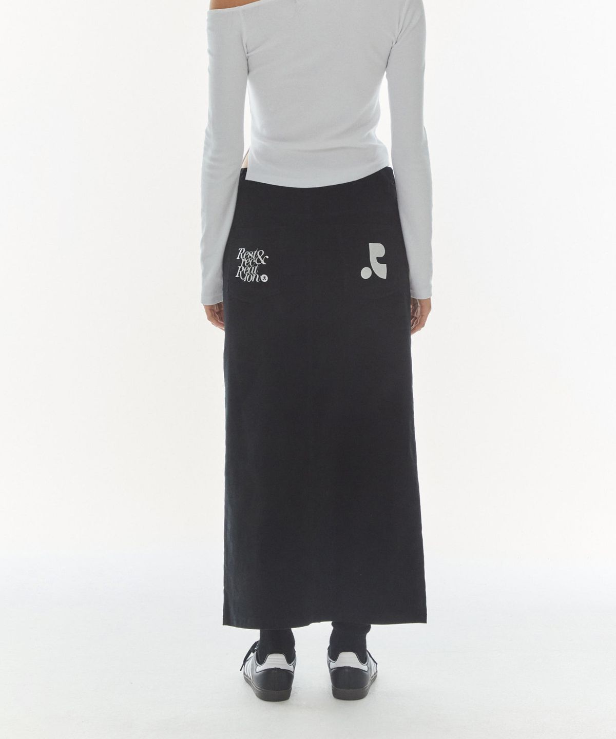 레스트앤레크레이션(REST&RECREATION) CORDUROY MAXI SKIRT - BLACK