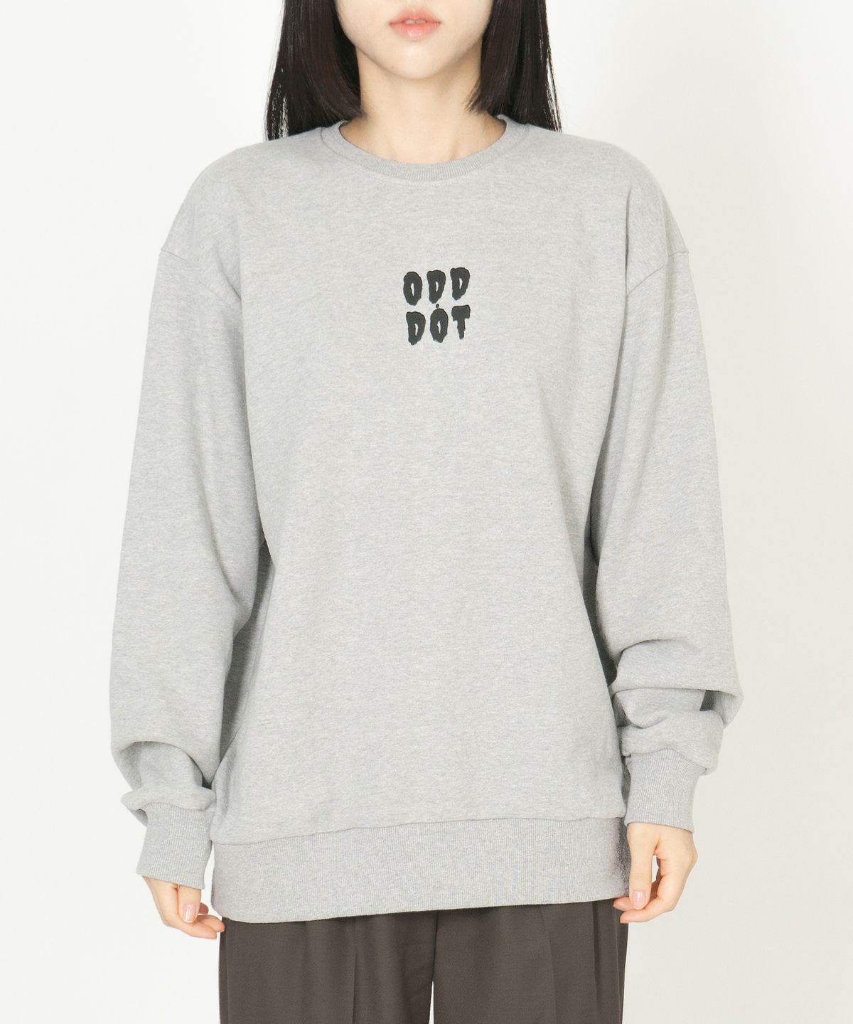 오드닷(ODD DOT) 오드 빅로고 맨투맨_그레이