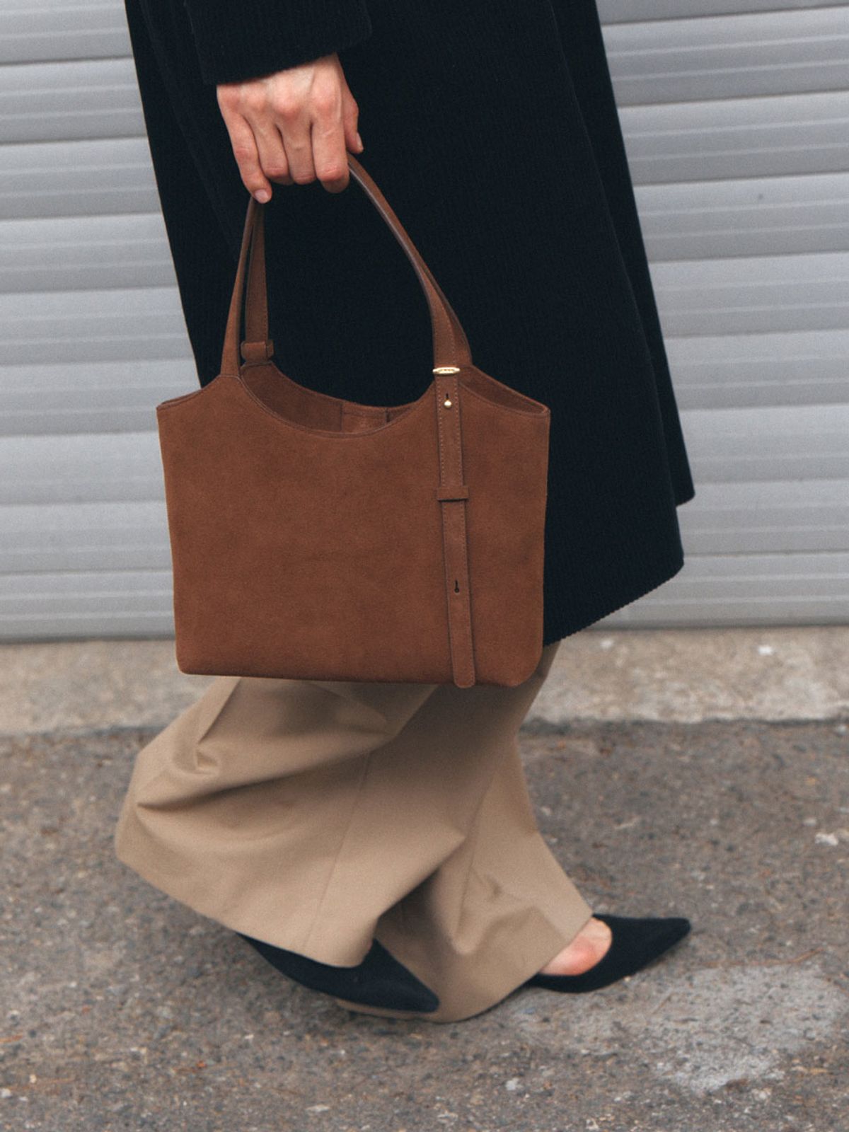 드메리엘(DEMERIEL) 90 Veneta Bag Small Chestnut