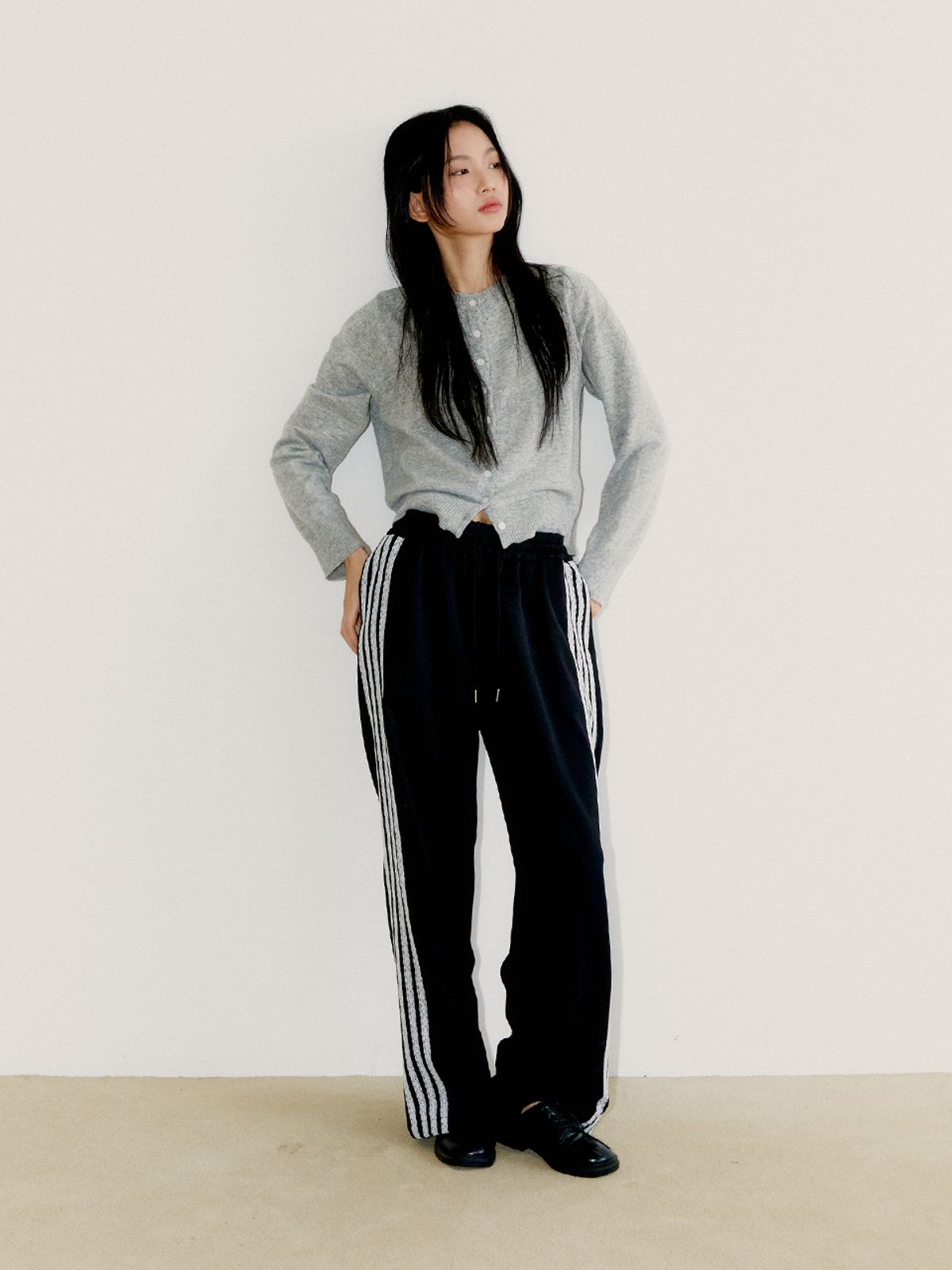 오피쉬(OAFISH) QUADRUPLE LACE TRACK PANTS, BLACK