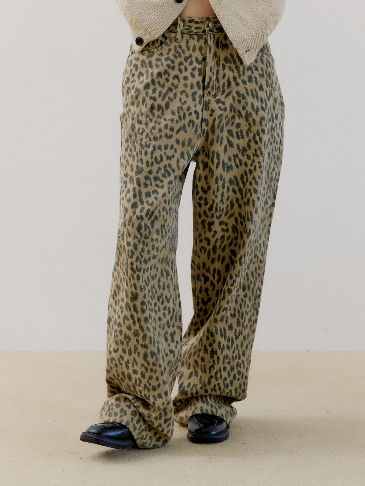 오피쉬(OAFISH) WIDE LEOPARD PANTS, BROWN
