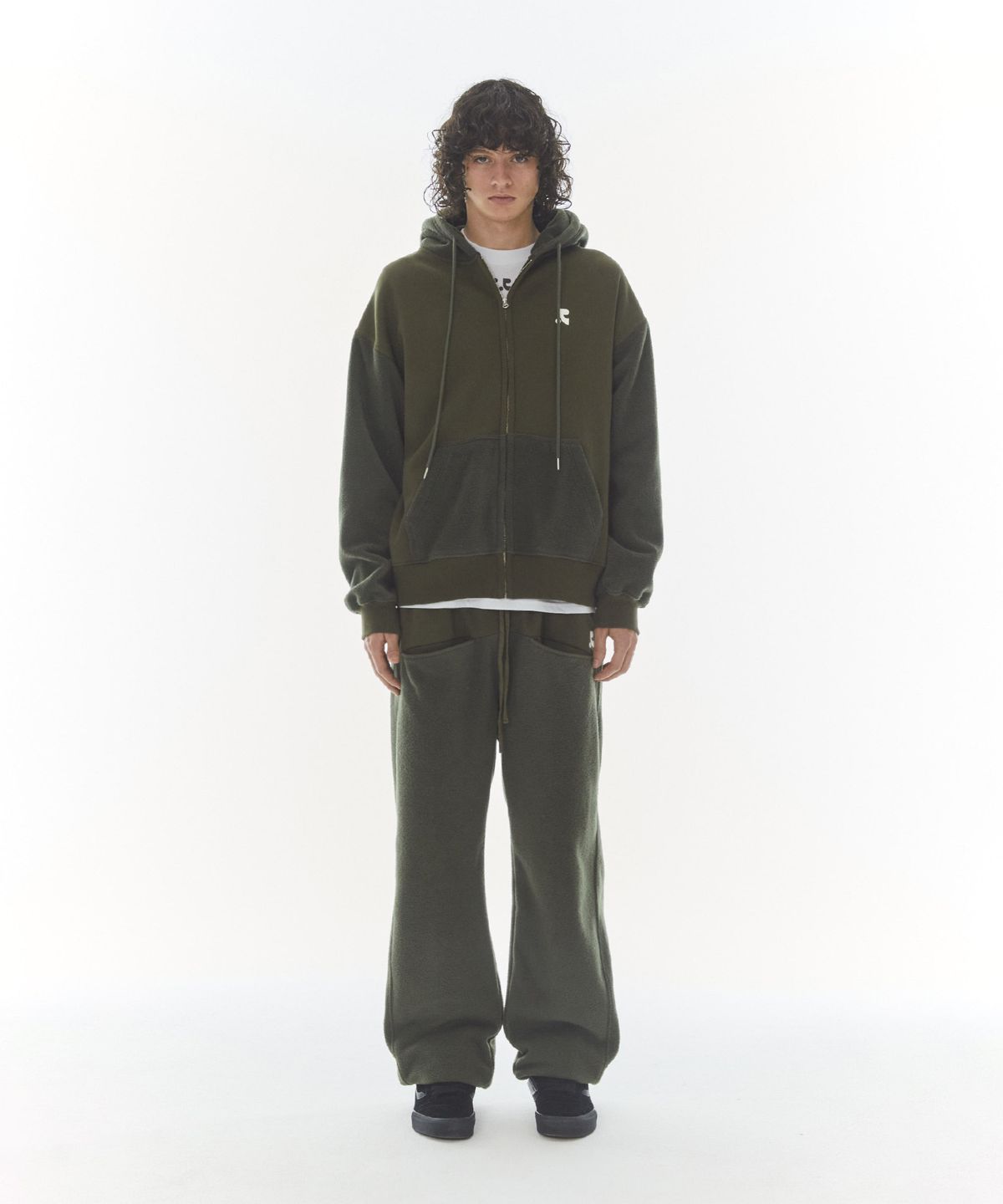 레스트앤레크레이션(REST&RECREATION) COLORATION FLEECE JOGGER PANTS - KHAKI