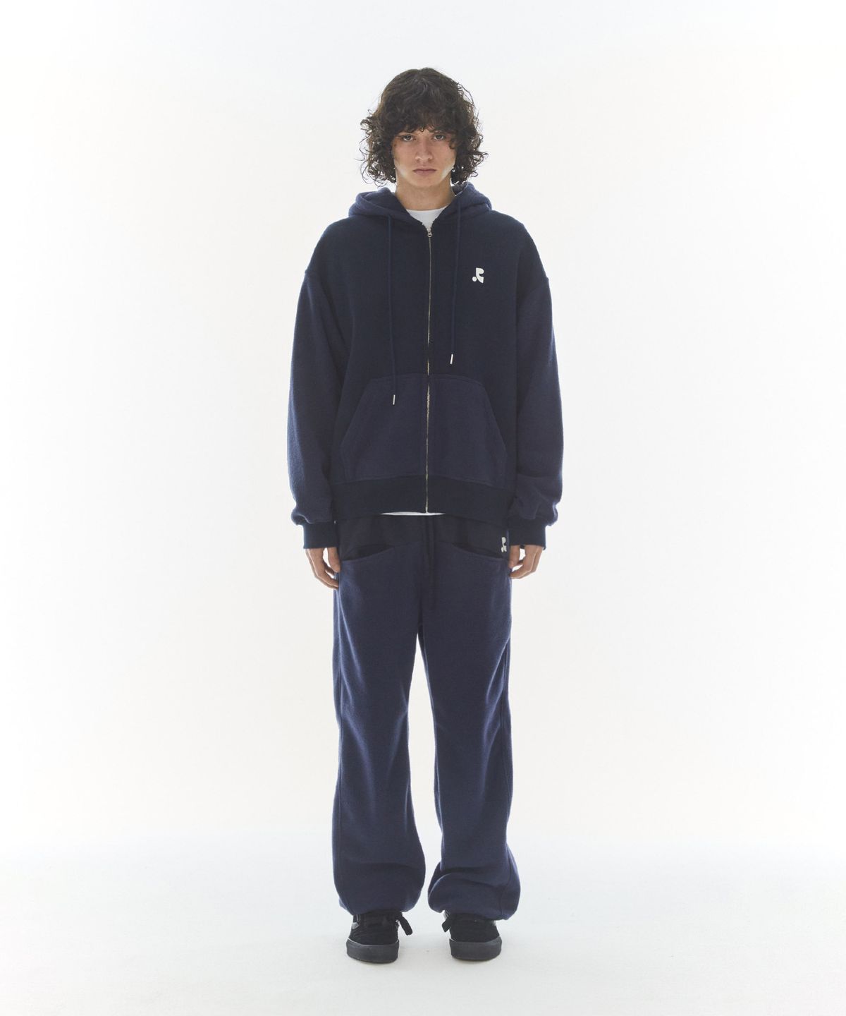 레스트앤레크레이션(REST&RECREATION) COLORATION FLEECE JOGGER PANTS - NAVY