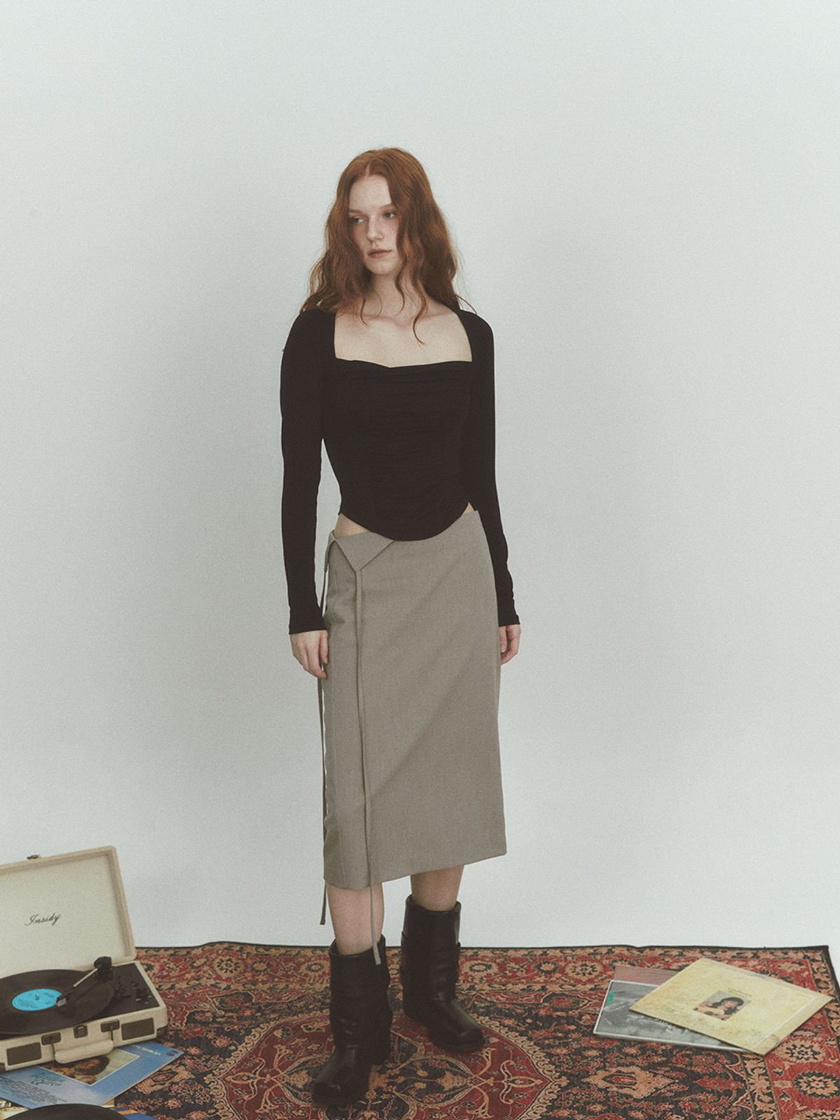 아수라(ASURA) UNBALANCE FLIP SKIRT (KHAKI GREY)