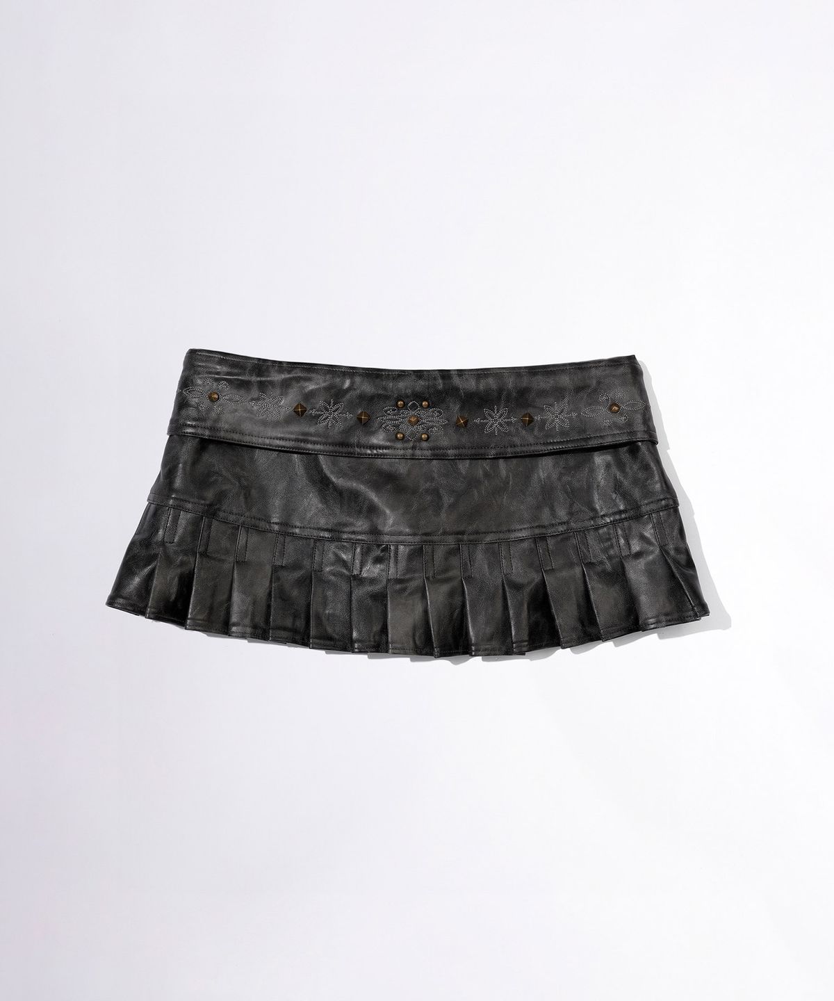 스컬프터(SCULPTOR) Western Faux Leather Micro Skirt Black