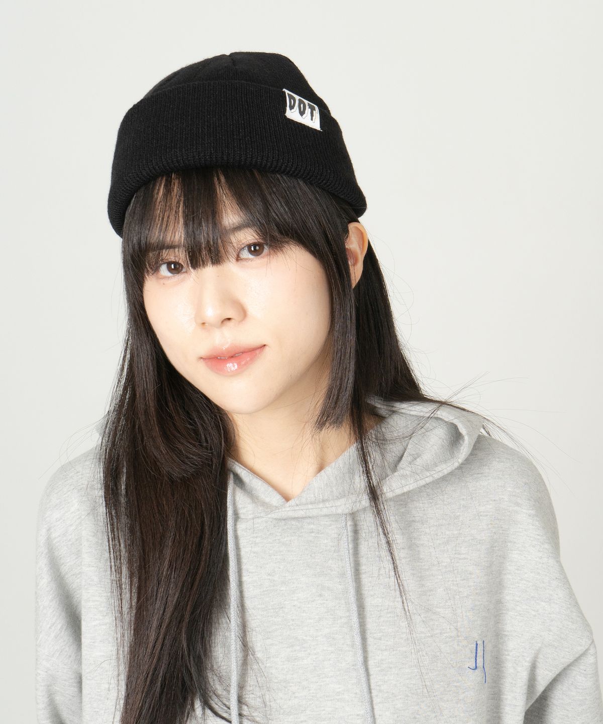 오드닷(ODD DOT) 오드 로고 아크릴 비니_베이지