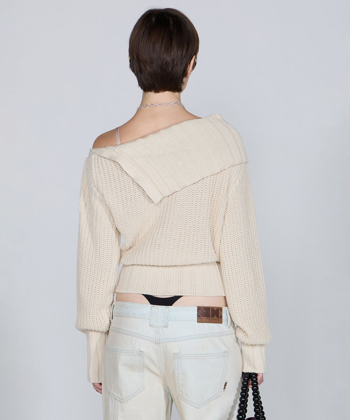 스컬프터(SCULPTOR) Funnel Neck Sweater Dirty White