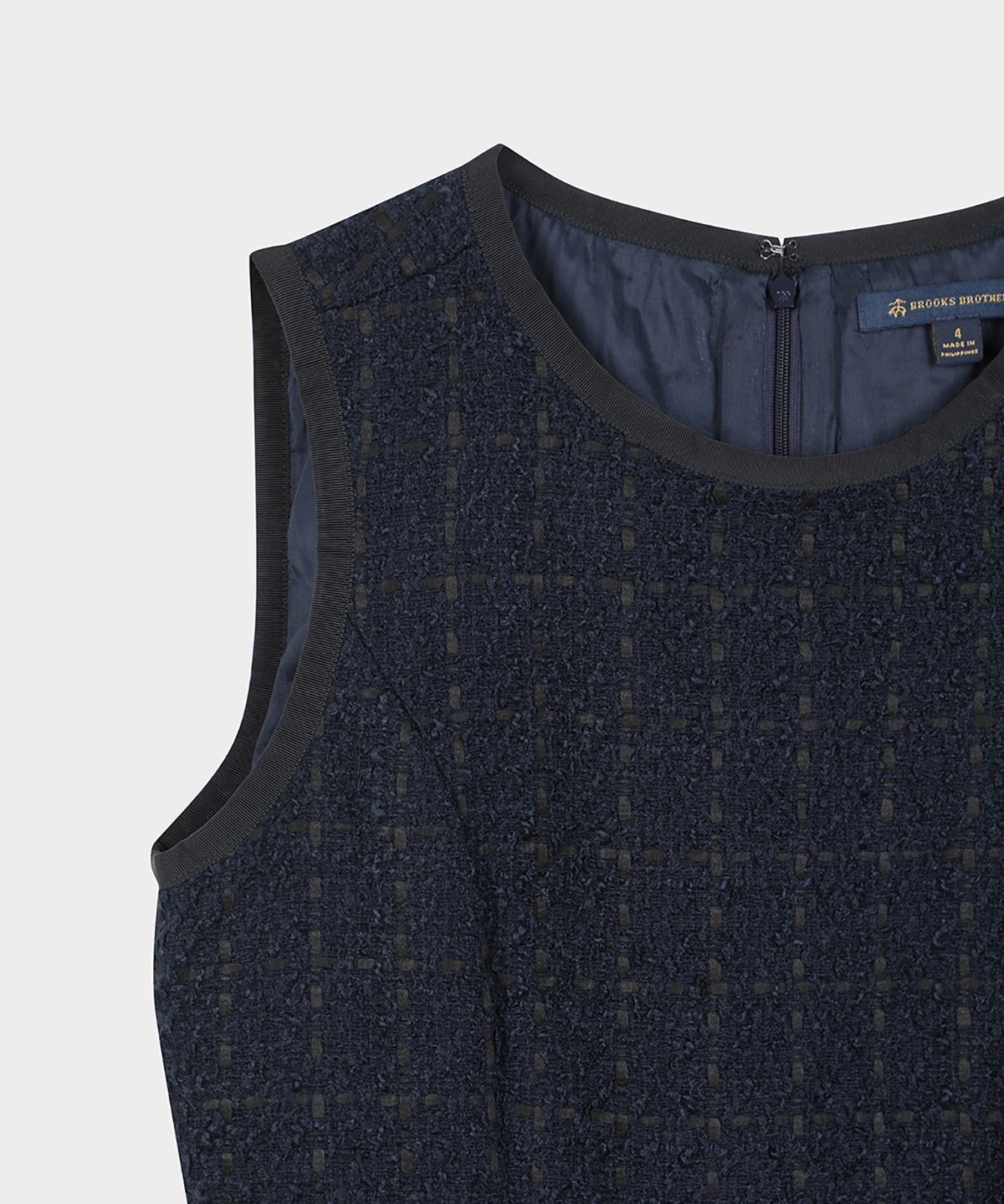 브룩스 브라더스(BROOKS BROTHERS) 부클 슬리브리스 원피스 (네이비) (BBDZWF4150QEF)