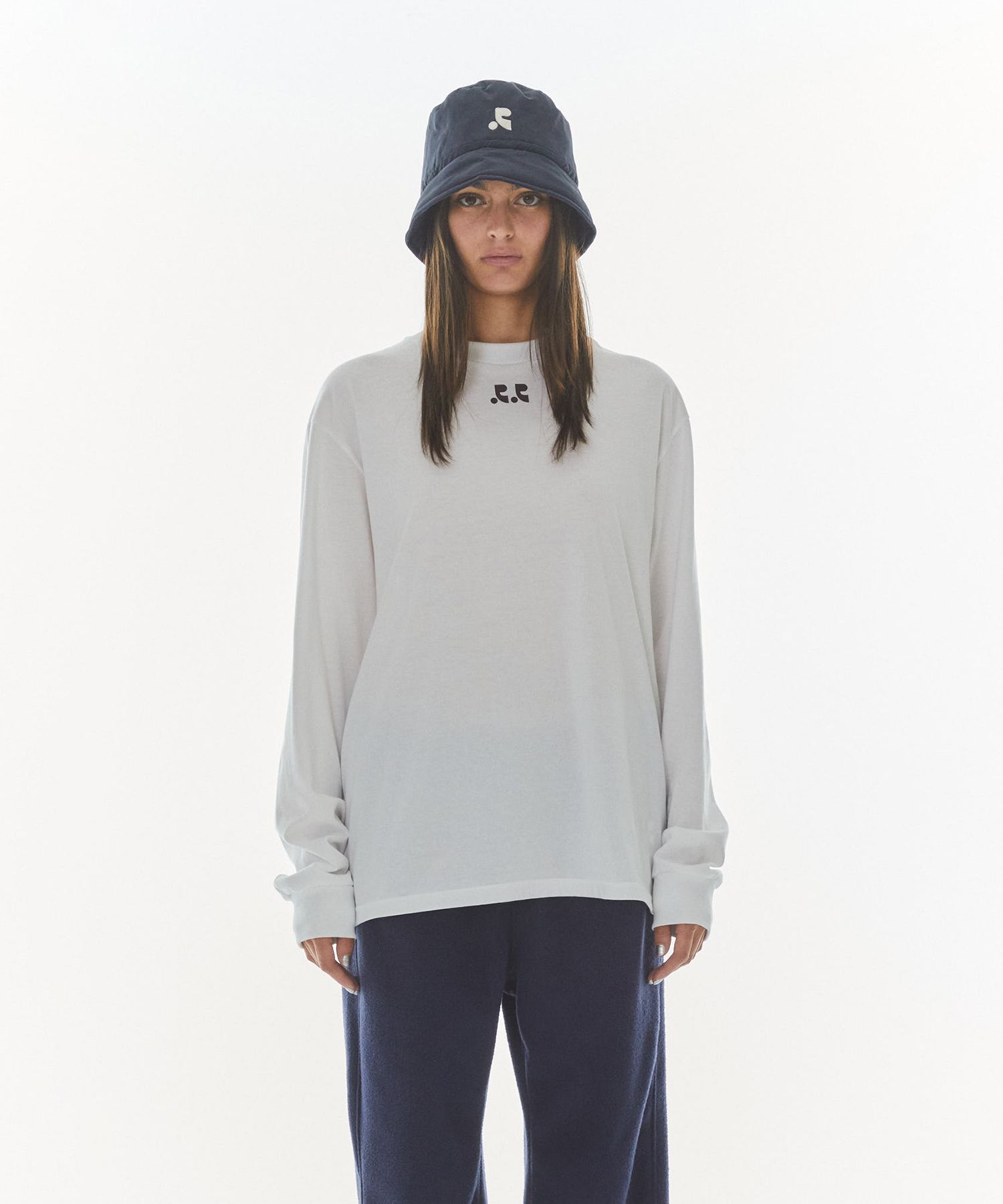 ★人気【Rest&Recreation】LOGO OVERSIZED LONG SLEEVE T-SHIR.T MUSINSA公式 | REST&RECREATION LOGO OVERSIZED LONG SLEEVE T