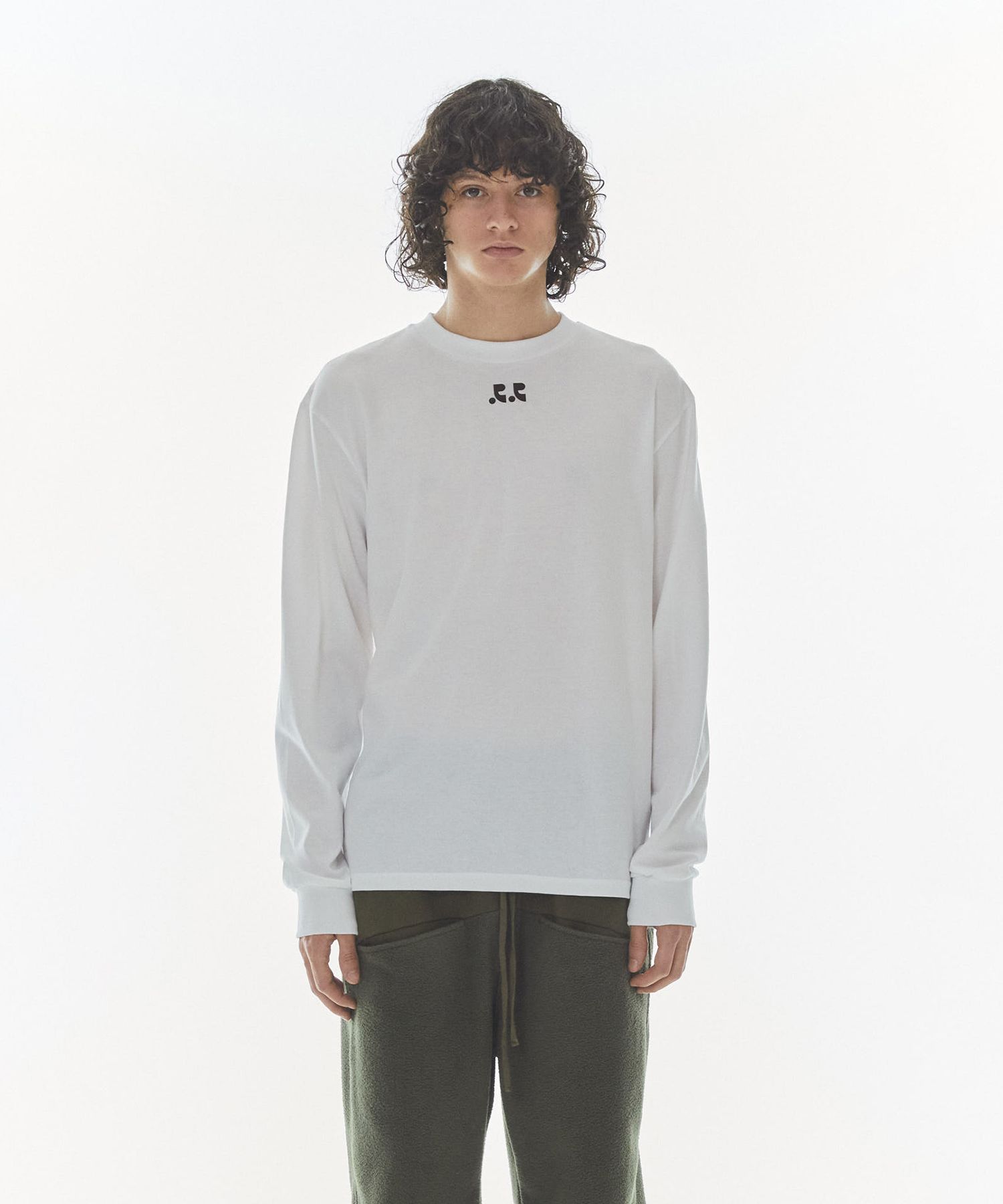 ★人気【Rest&Recreation】LOGO OVERSIZED LONG SLEEVE T-SHIR.T MUSINSA公式 | REST&RECREATION LOGO OVERSIZED LONG SLEEVE T
