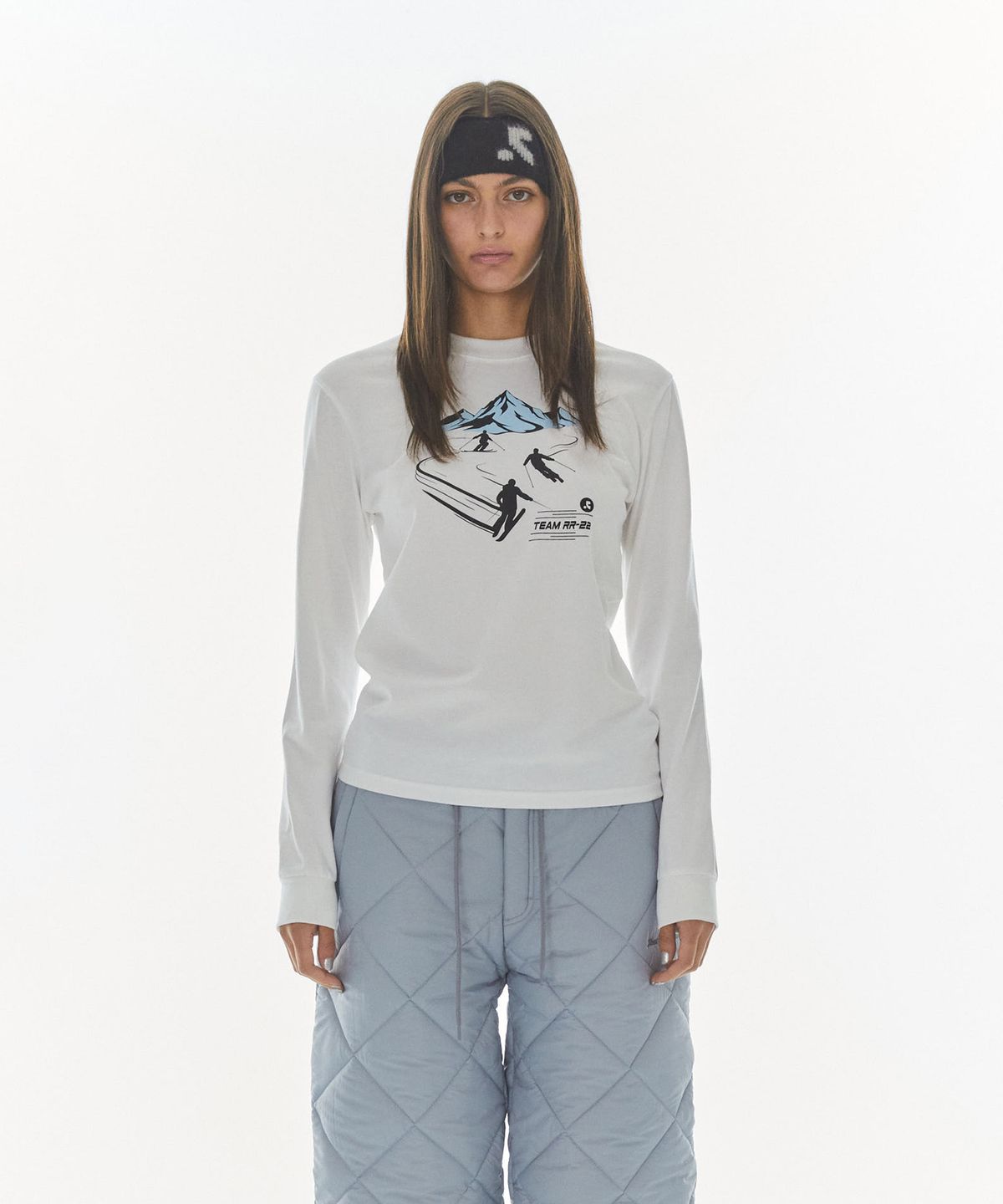 레스트앤레크레이션(REST&RECREATION) 22TEAM GRAPHIC LONG SLEEVE T-SHIRT - WHITE