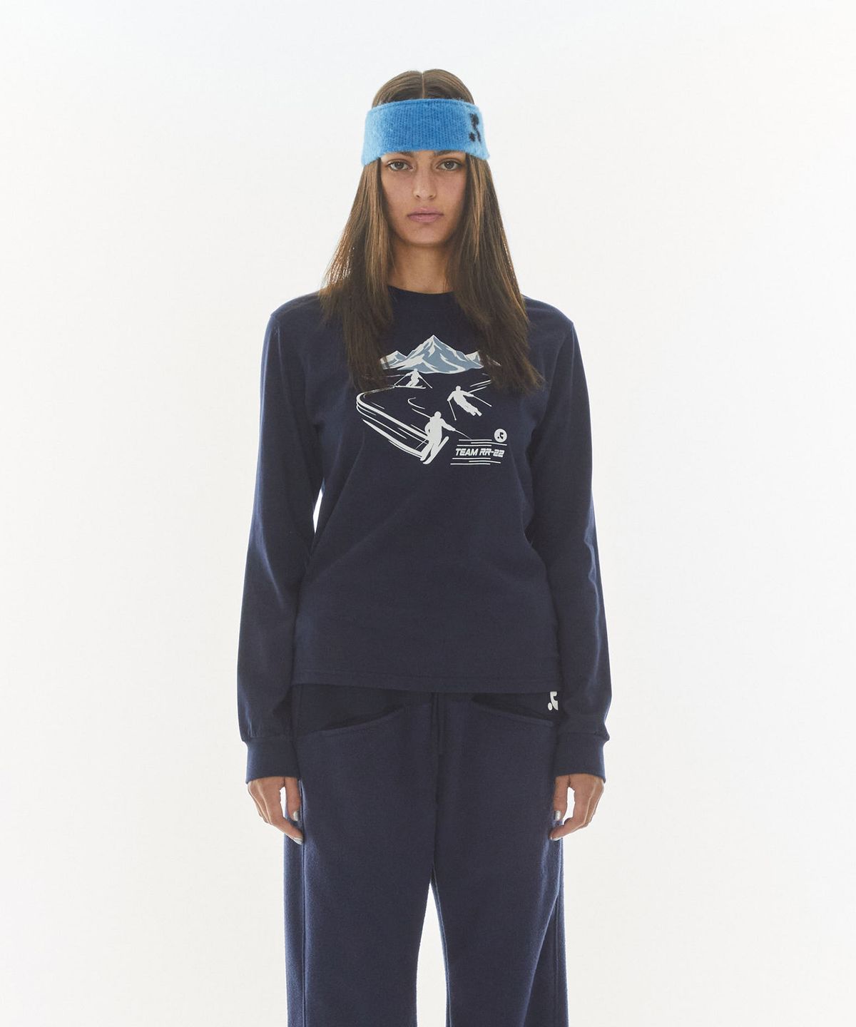 레스트앤레크레이션(REST&RECREATION) 22TEAM GRAPHIC LONG SLEEVE T-SHIRT - NAVY