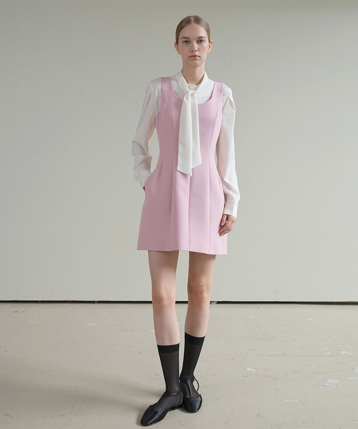 폴앤앨리스(PAUL&ALICE) TIE BLOUSE / IVORY