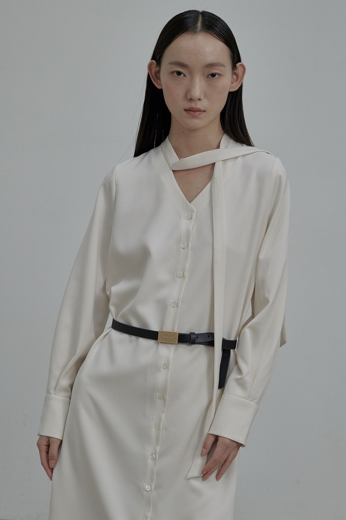 마우솔레움(MAU SOLEUM) Daniel Tie Blouse Dress - Ivory