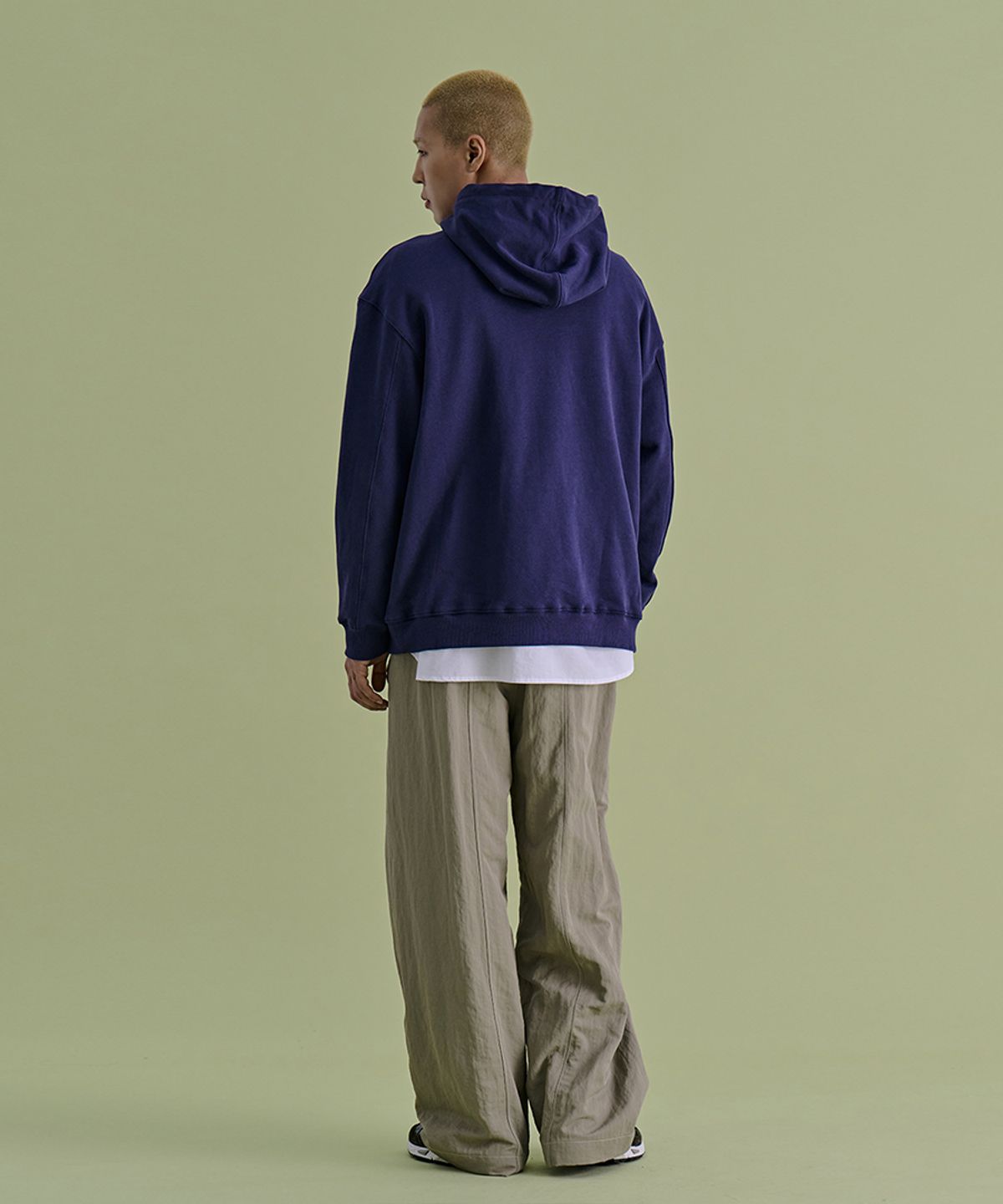 논타입(NONTYPE) SCHOOL SYMBOL HOODY (NAVY)