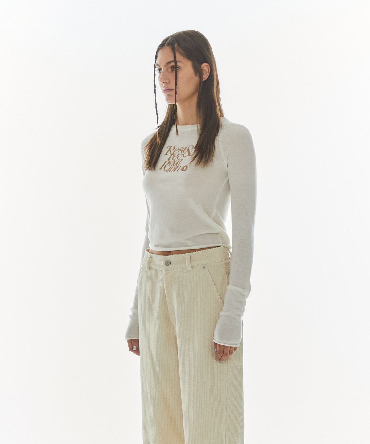 레스트앤레크레이션(REST&RECREATION) RAGLAN LONG SLEEVE KNIT - IVORY