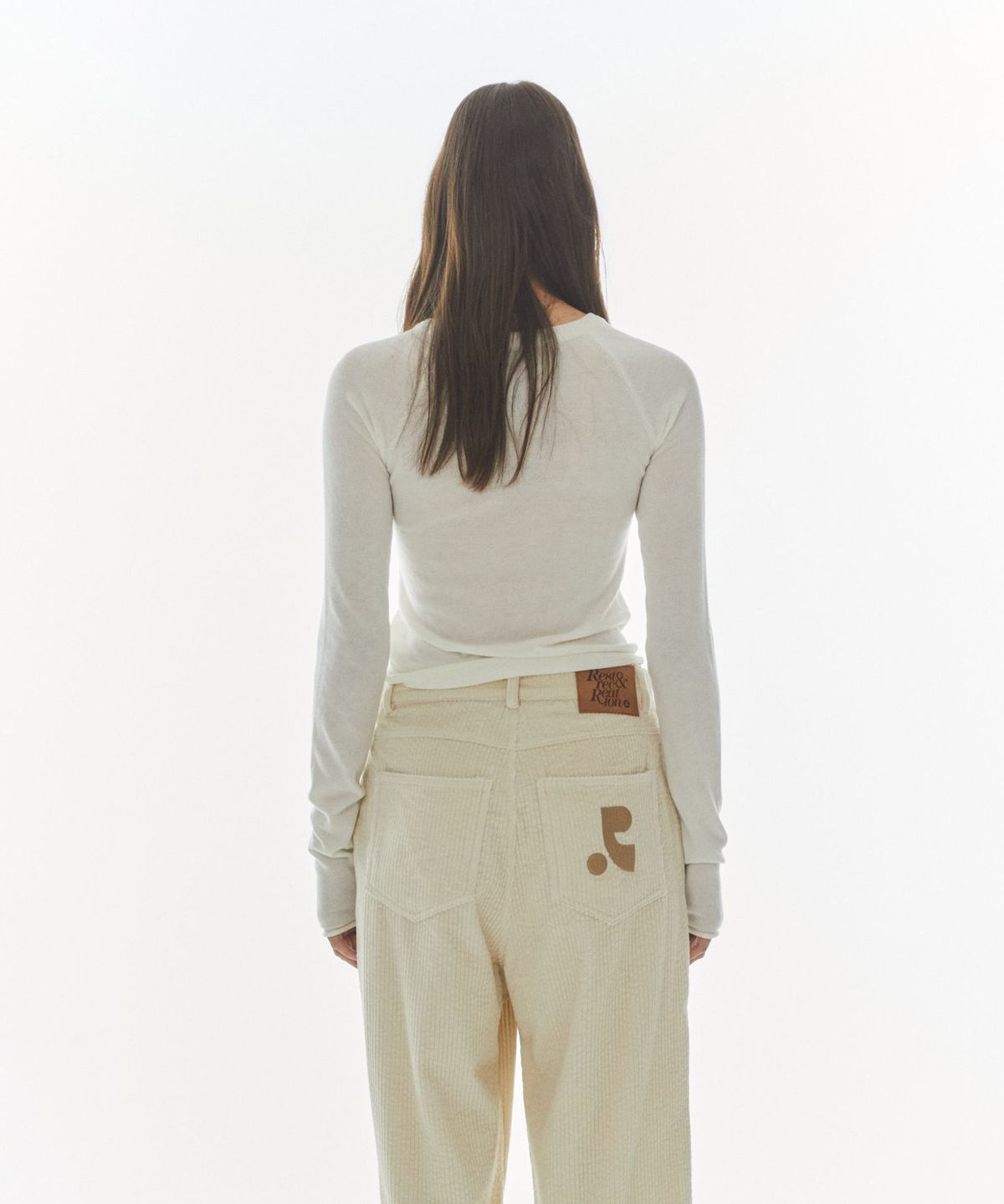 레스트앤레크레이션(REST&RECREATION) RAGLAN LONG SLEEVE KNIT - IVORY