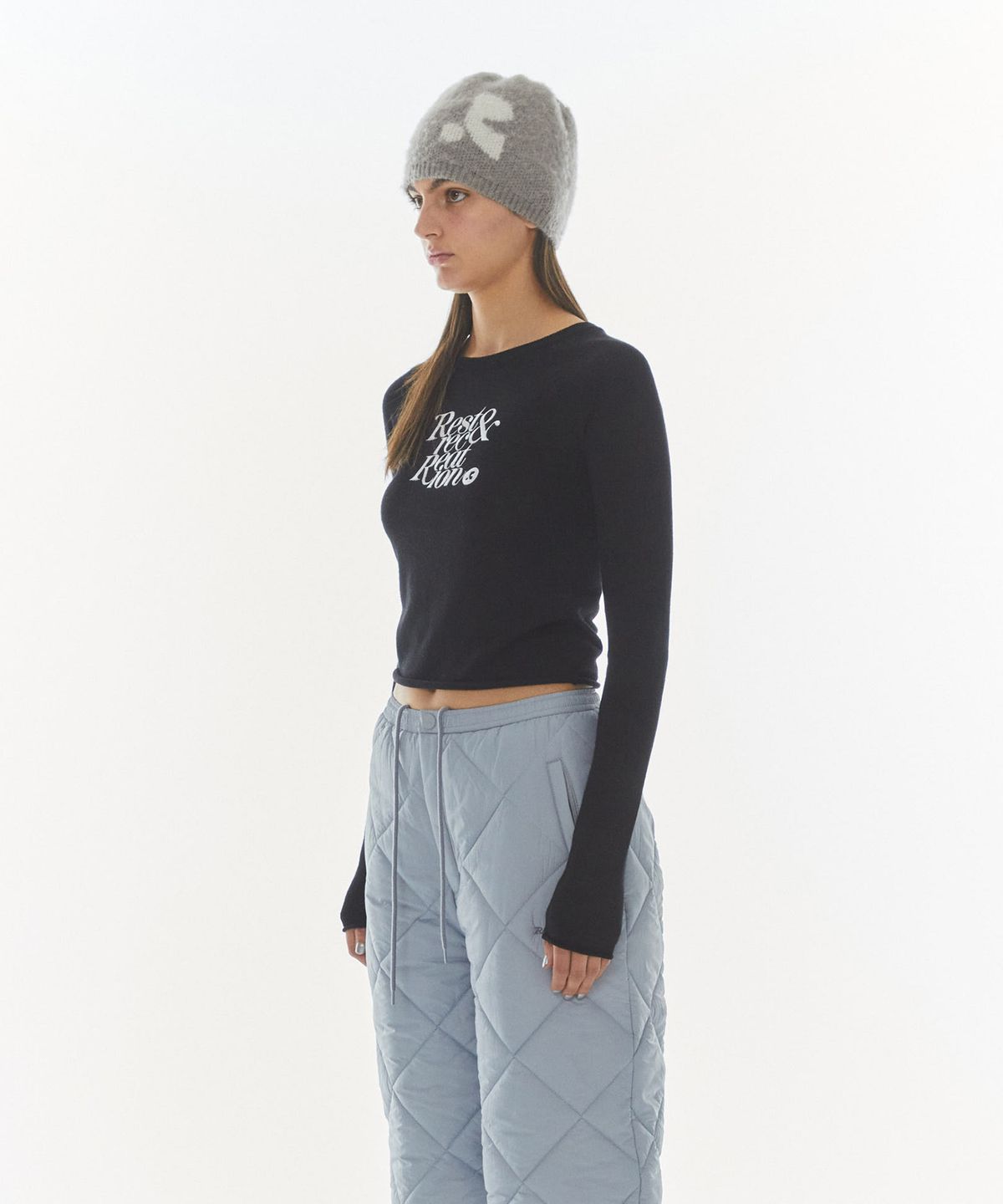 레스트앤레크레이션(REST&RECREATION) RAGLAN LONG SLEEVE KNIT - BLACK
