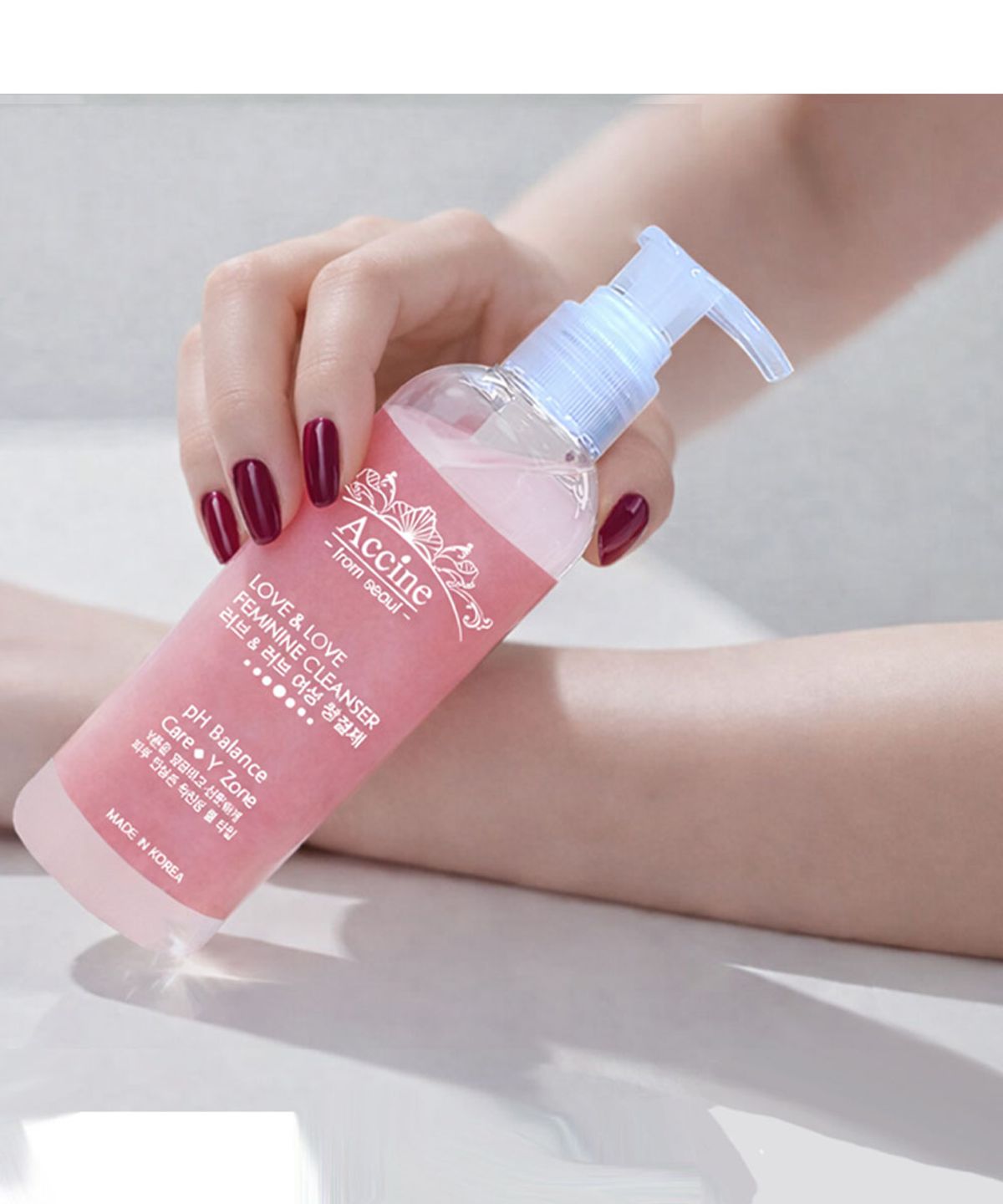아씬(ACCINE) 러브 앤 러브 페미닌 클랜져 150ml