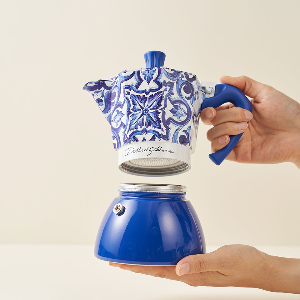비알레띠(BIALETTI) 비알레띠 인덕션 모카포트 돌체앤가바나 블루 6컵