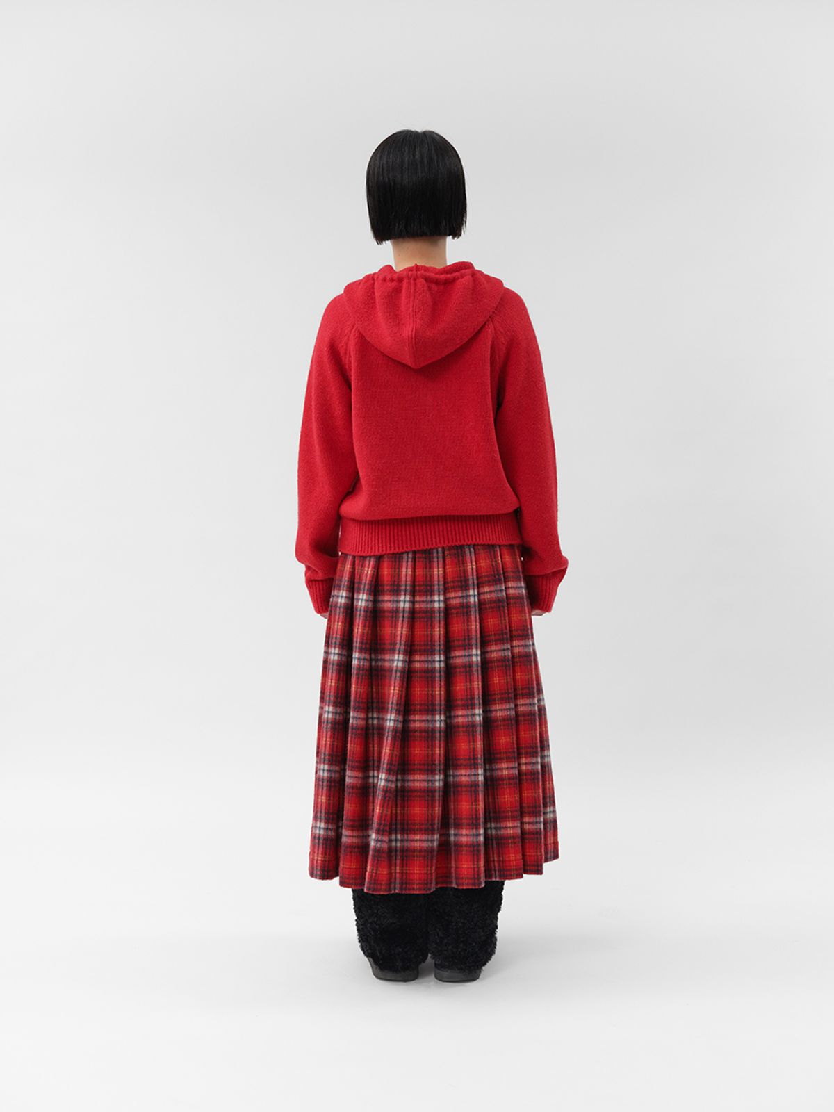 복복(BOCBOK) 폼폼 니트 집업 - 레드