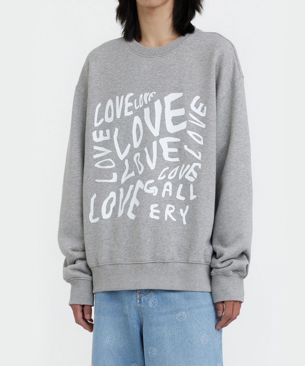 1011갤러리(1011 GALLERY) Love Graphic Long Sweatshirt